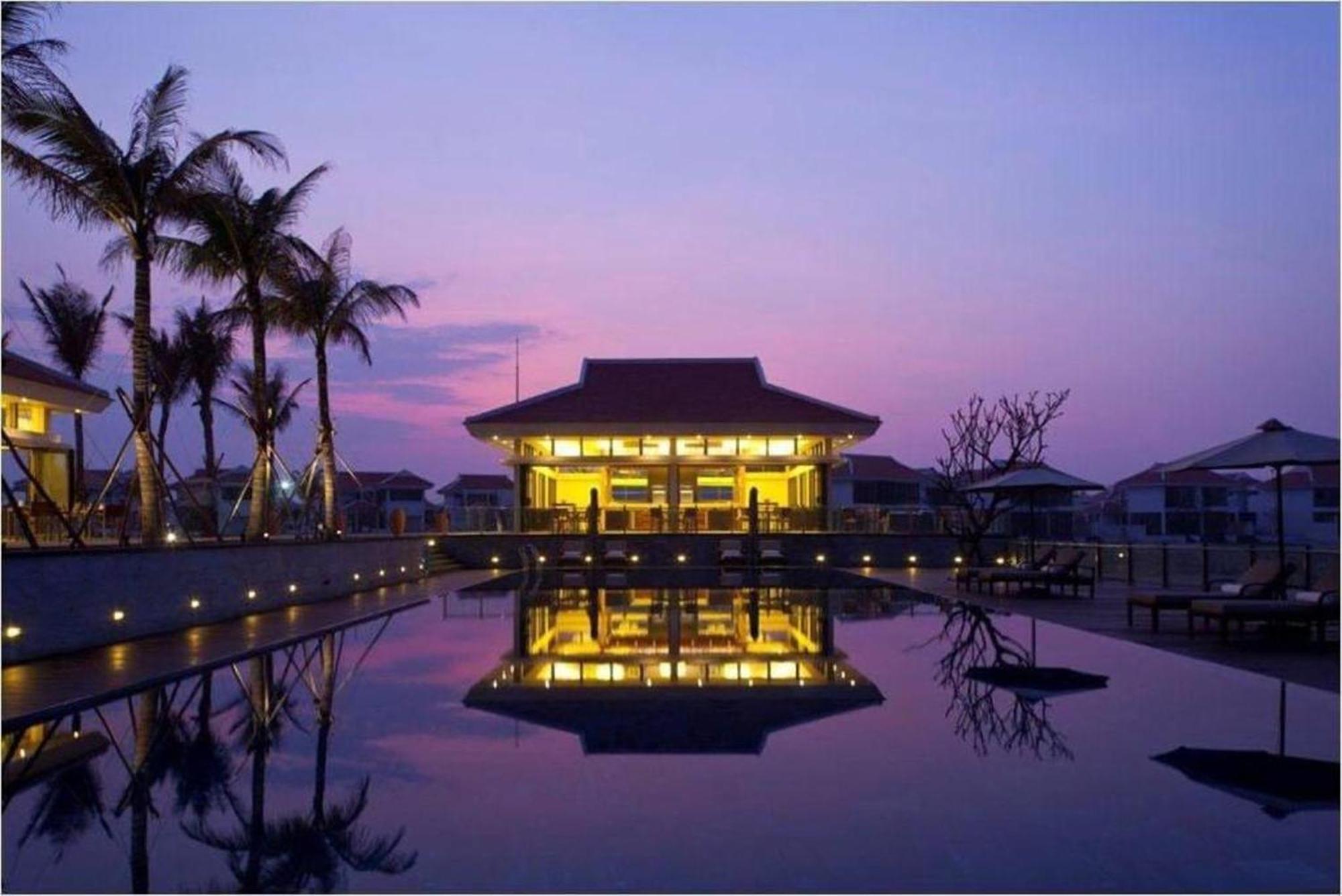 The Ocean Resort Danang Extérieur photo